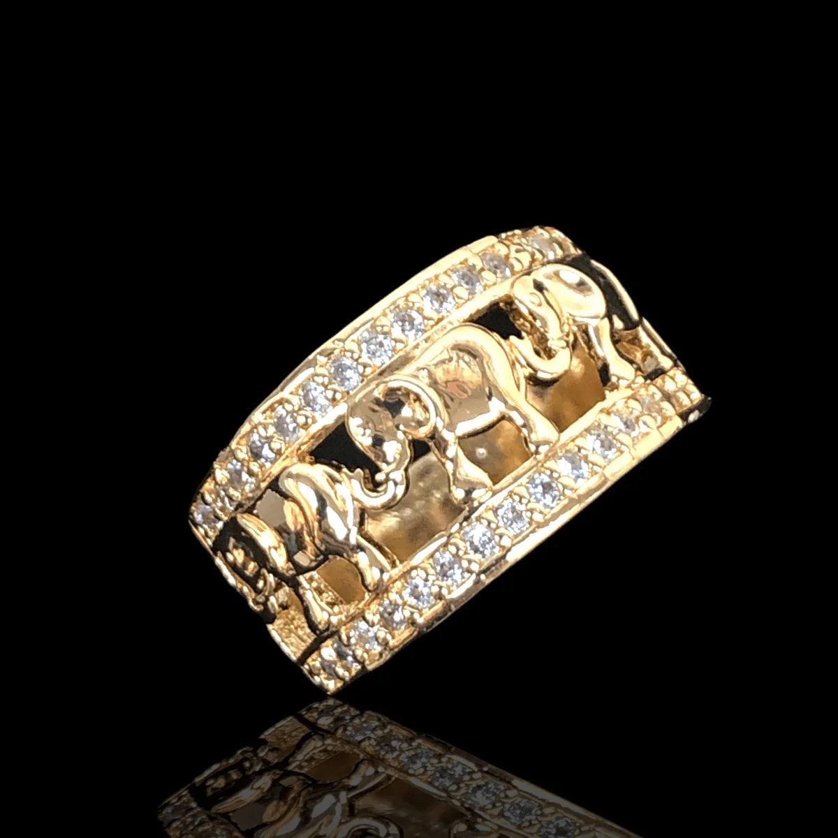 Majestic Elephant Ring